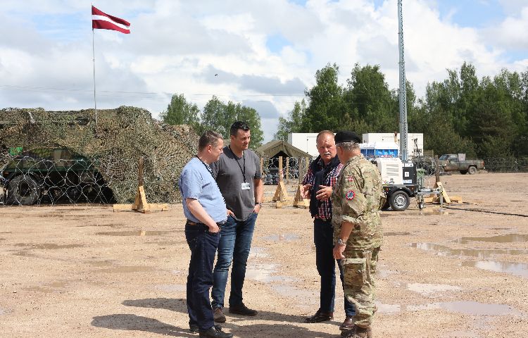 sabre-knight-1-beskaaret